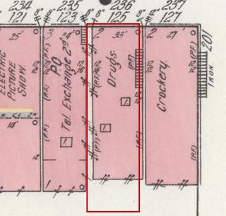April 1914 Sanborn fire insurance map detail with the lot at today&rsquo;s 129 Market St. E. outlined in red; the map labels it: drugstore