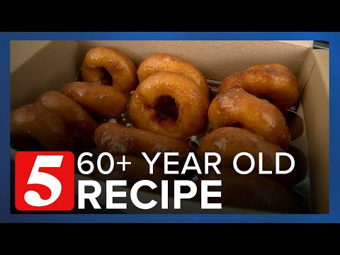 Video thumbnail: A tradition since 1960, Shelbyville Optimist Club donuts return